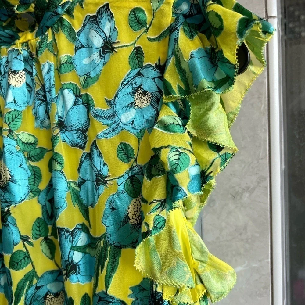 ALICE + OLIVIA Jordana Bow-Collar Button-Front Blouse - Picture 5 of 14